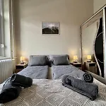 Centre Batthyany 아파트 *
